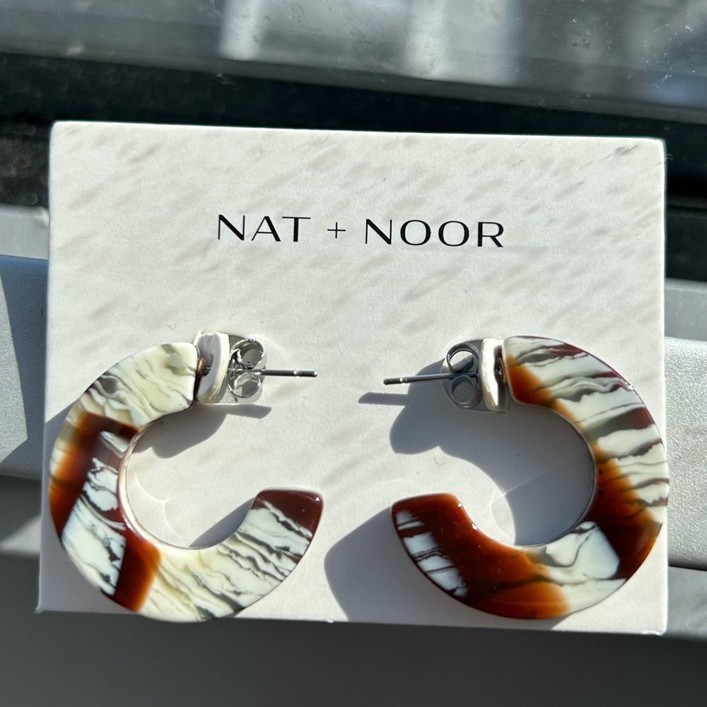 NWT NAT & NOOR Ray Maple Mini Hoop Earrings